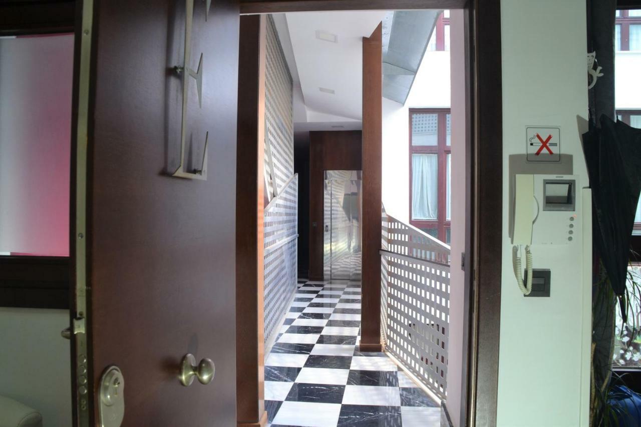 Carreteria Pool Apartamentosmalagamanagement Exteriér fotografie